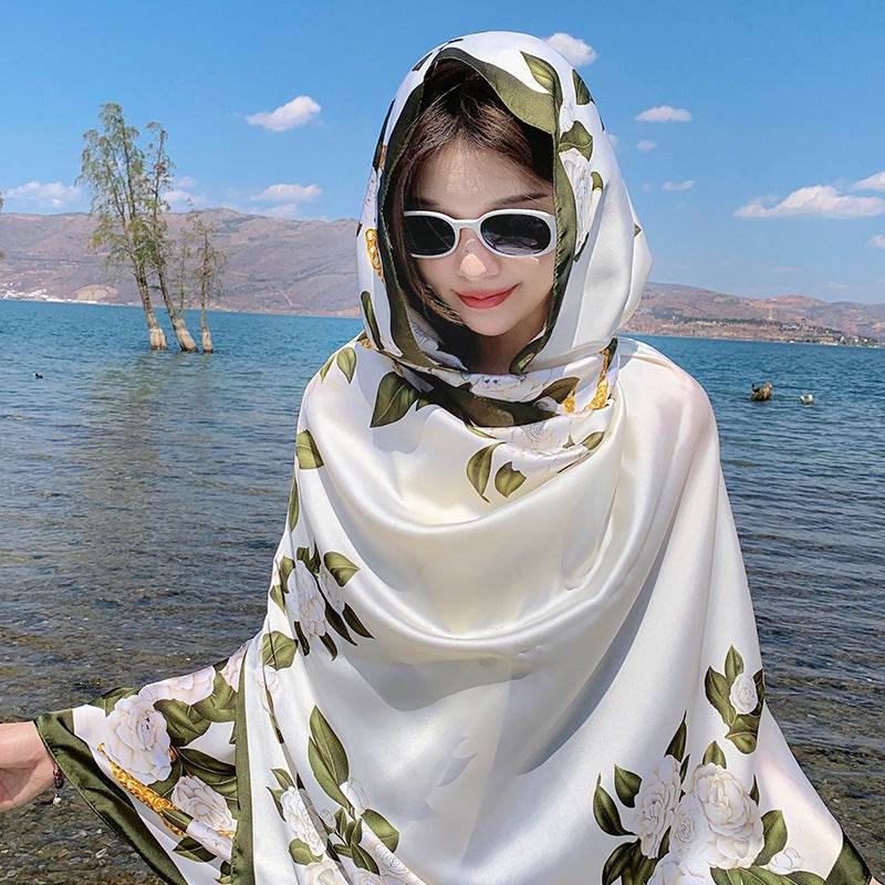 Retro Ethnic Style Beach Towel - Floral Design for Seaside Vacations - Buy Center US