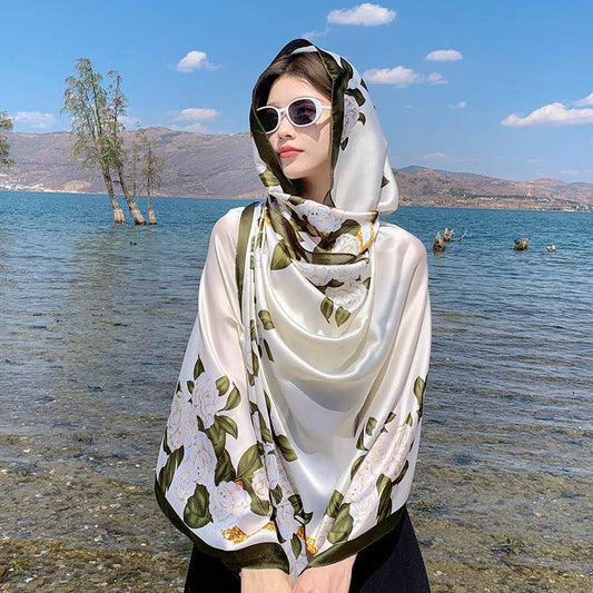 Retro Ethnic Style Beach Towel - Floral Design for Seaside Vacations - Buy Center US